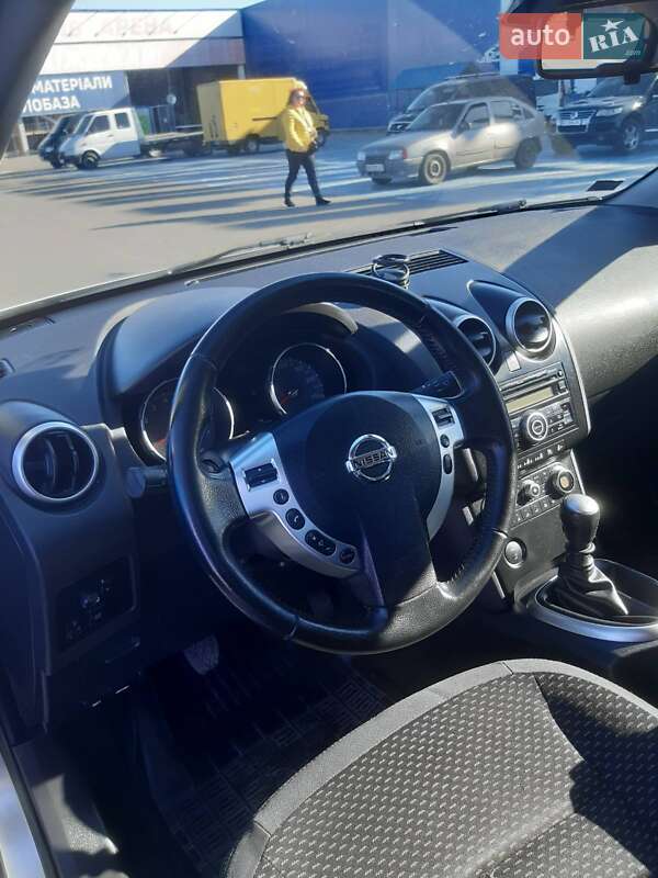 Внедорожник / Кроссовер Nissan Qashqai 2010 в Виннице
