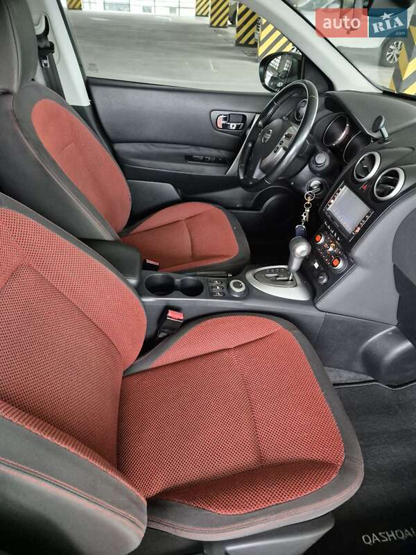 Внедорожник / Кроссовер Nissan Qashqai 2009 в Киеве
