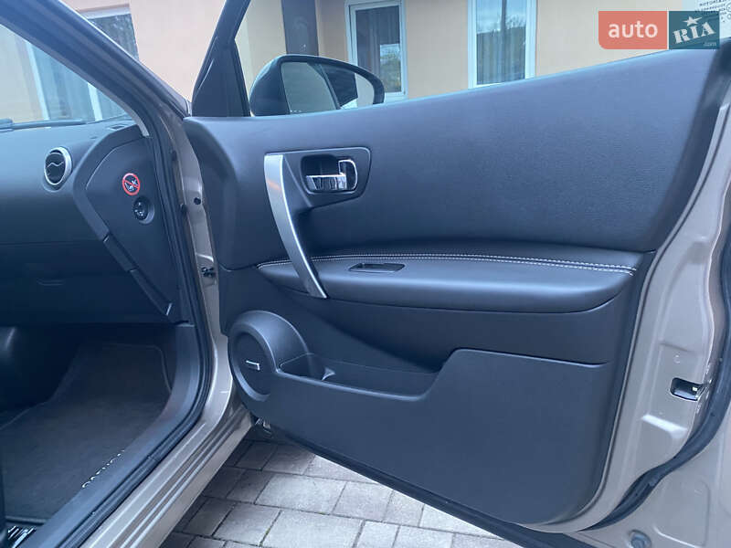 Внедорожник / Кроссовер Nissan Qashqai 2011 в Виннице