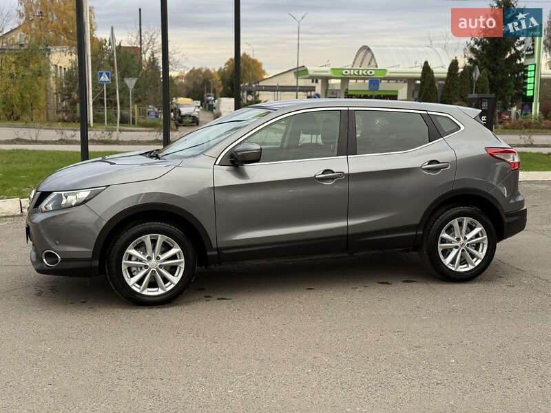 Внедорожник / Кроссовер Nissan Qashqai 2014 в Дубно