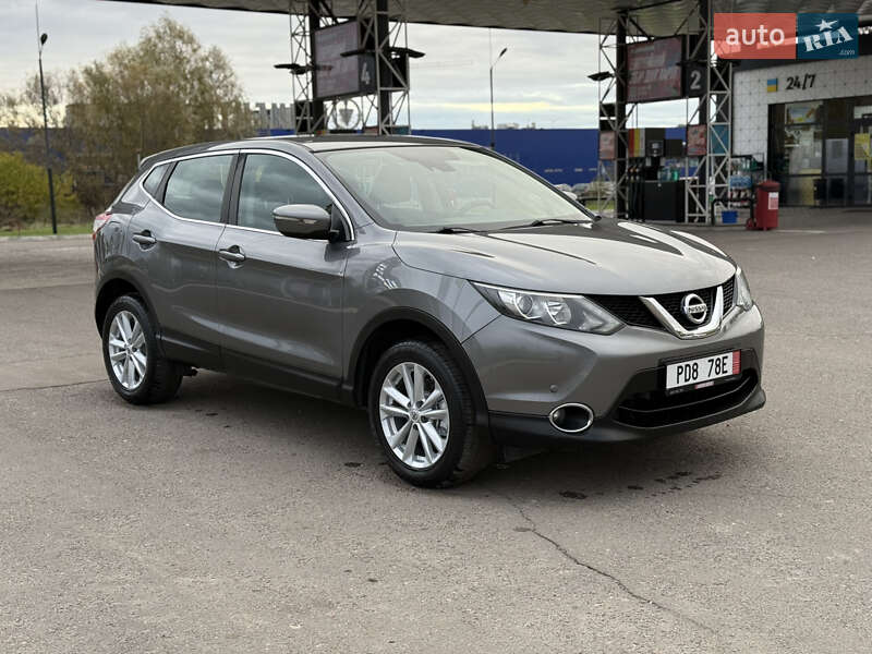 Внедорожник / Кроссовер Nissan Qashqai 2014 в Дубно