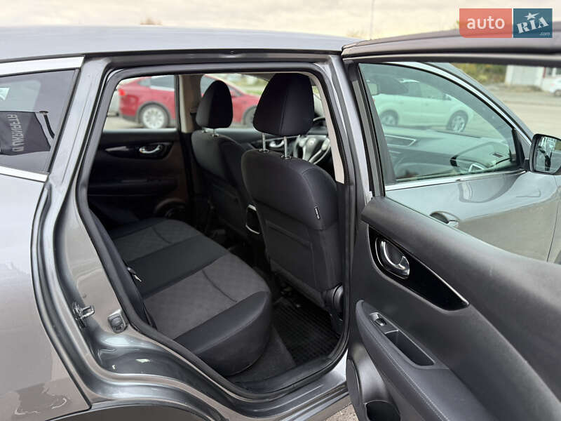 Внедорожник / Кроссовер Nissan Qashqai 2014 в Дубно