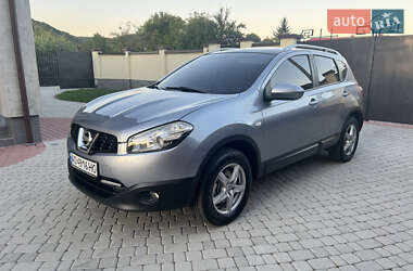 Позашляховик / Кросовер Nissan Qashqai 2010 в Мукачевому