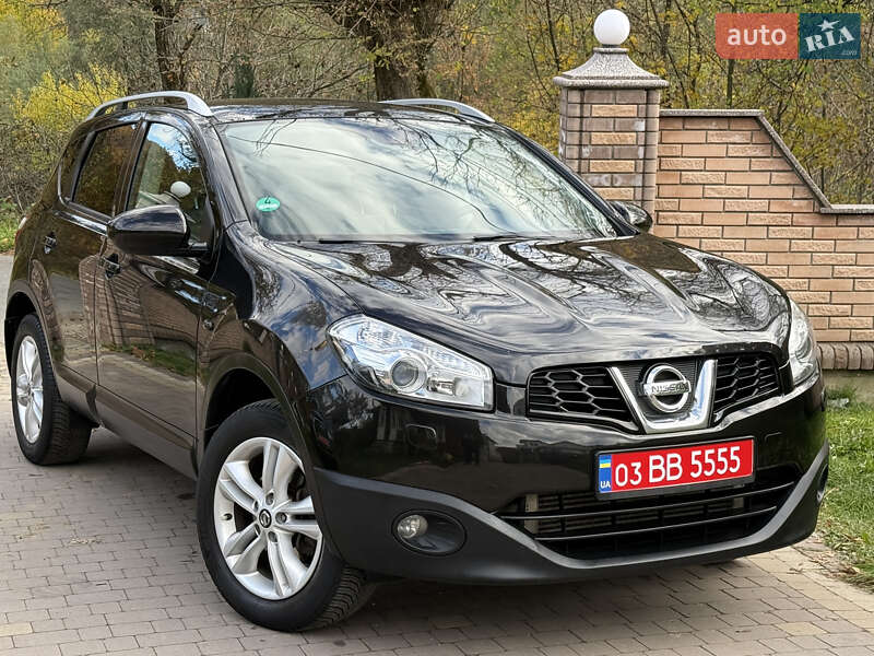 Внедорожник / Кроссовер Nissan Qashqai 2011 в Косове