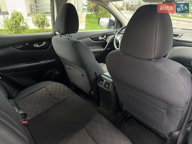 Позашляховик / Кросовер Nissan Qashqai 2014 в Києві фото 27 Позашляховик / Кросовер Nissan Qashqai 2014 в Києві