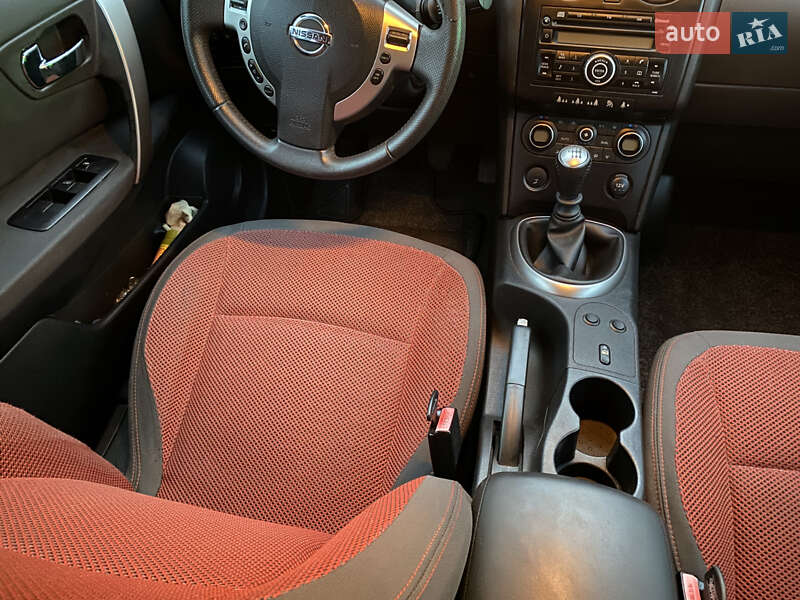 Внедорожник / Кроссовер Nissan Qashqai 2008 в Конотопе