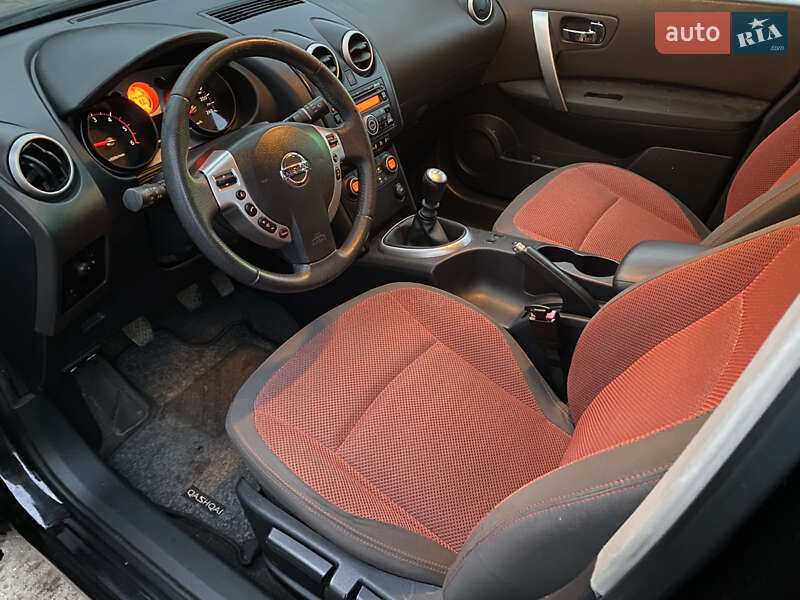 Внедорожник / Кроссовер Nissan Qashqai 2008 в Конотопе