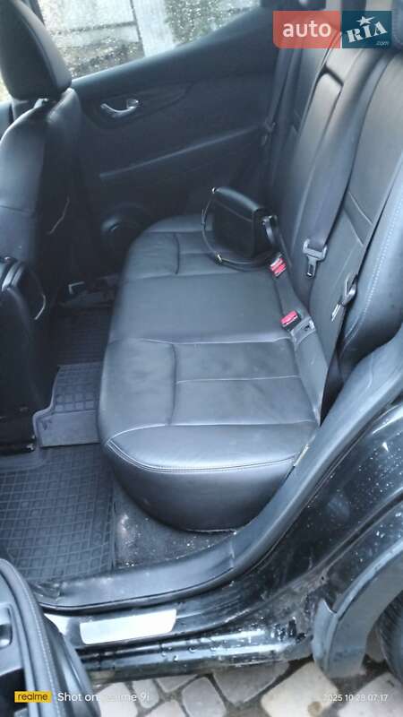 Внедорожник / Кроссовер Nissan Qashqai 2015 в Житомире