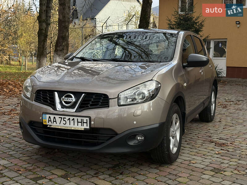 Внедорожник / Кроссовер Nissan Qashqai 2012 в Тячеве