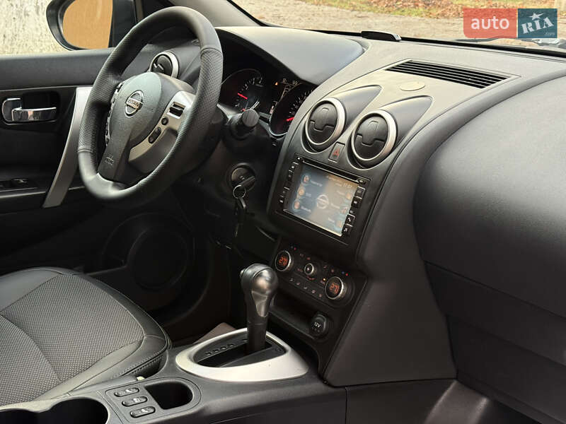 Внедорожник / Кроссовер Nissan Qashqai 2012 в Тячеве