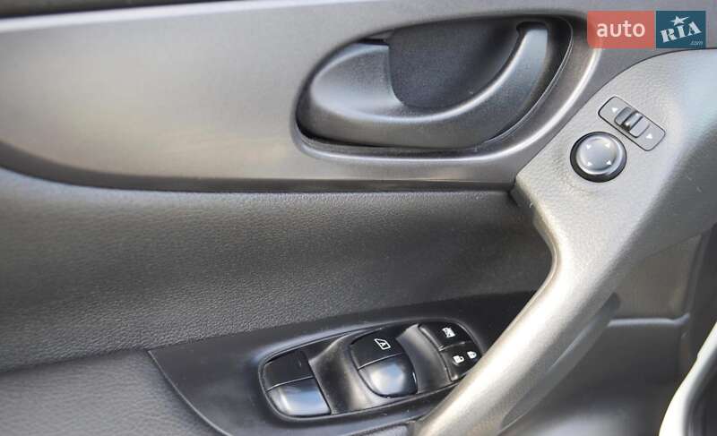 Внедорожник / Кроссовер Nissan Qashqai 2015 в Одессе