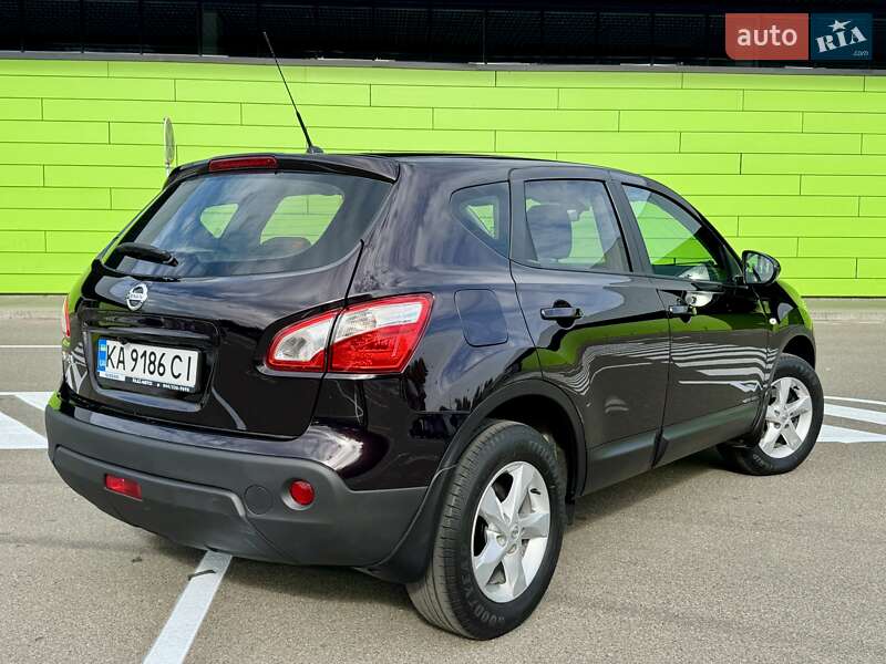 Внедорожник / Кроссовер Nissan Qashqai 2013 в Киеве