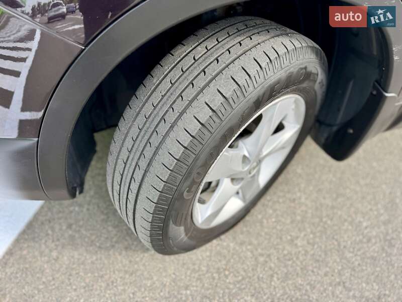 Внедорожник / Кроссовер Nissan Qashqai 2013 в Киеве