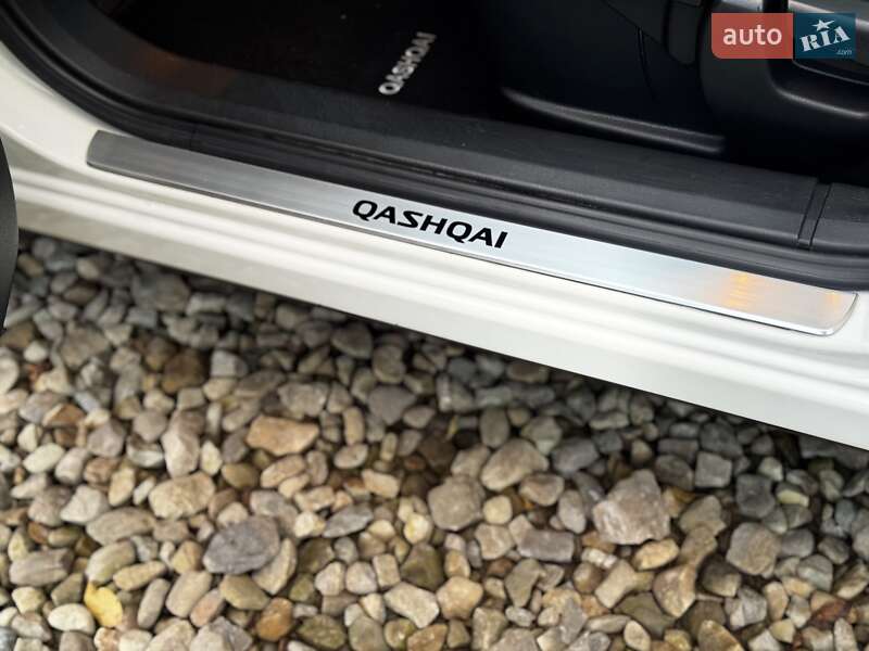 Внедорожник / Кроссовер Nissan Qashqai 2012 в Стрые