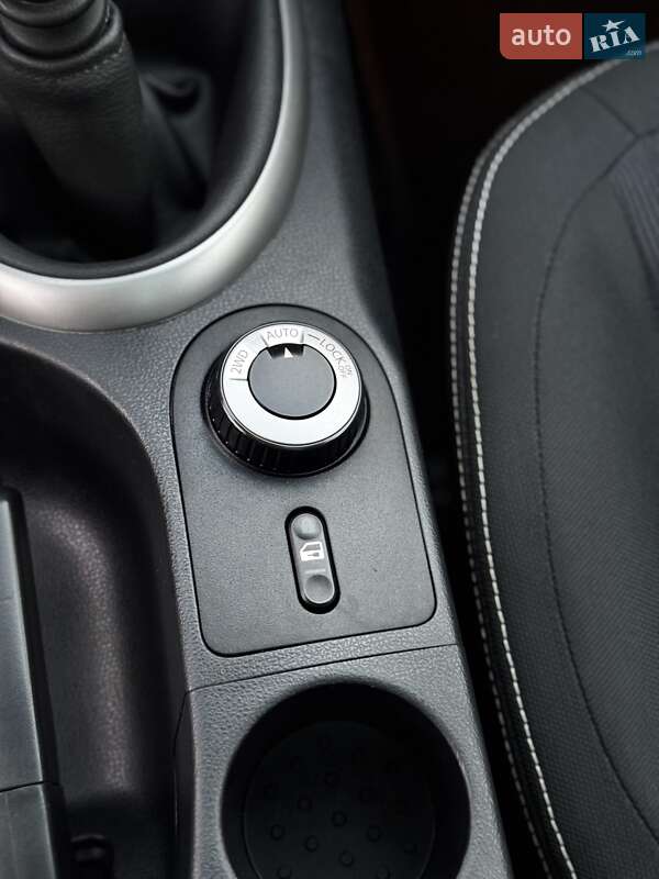 Внедорожник / Кроссовер Nissan Qashqai 2012 в Стрые