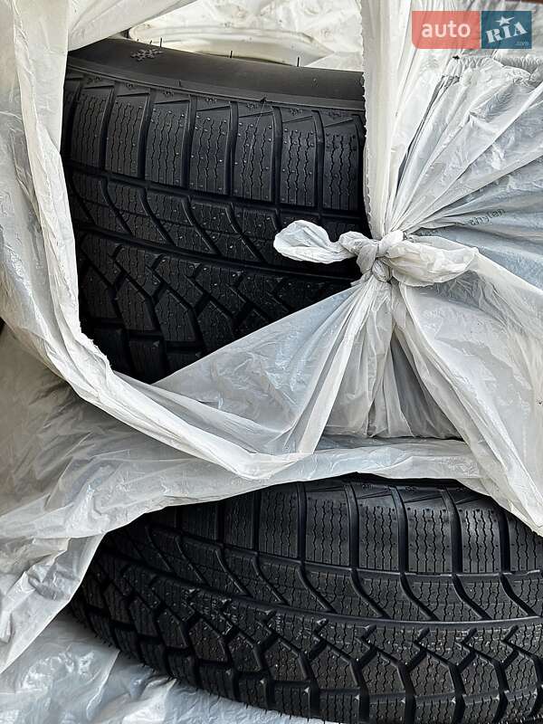 Внедорожник / Кроссовер Nissan Qashqai 2012 в Стрые