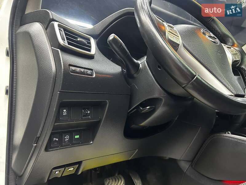 Внедорожник / Кроссовер Nissan Qashqai 2014 в Черновцах фото 8 Внедорожник / Кроссовер Nissan Qashqai 2014 в Черновцах