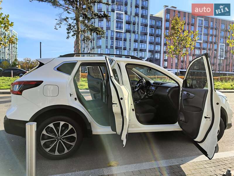 Внедорожник / Кроссовер Nissan Qashqai 2019 в Киеве