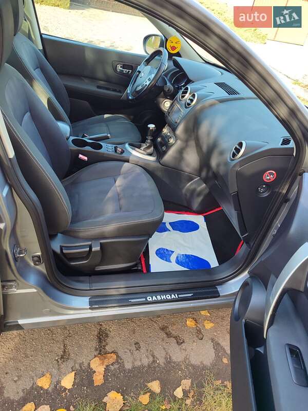 Внедорожник / Кроссовер Nissan Qashqai 2011 в Запорожье