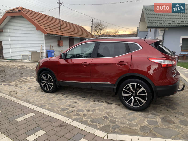 Внедорожник / Кроссовер Nissan Qashqai 2014 в Волчковцы