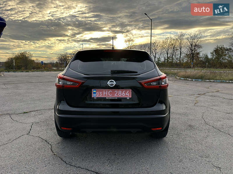 Позашляховик / Кросовер Nissan Qashqai 2021 в Бродах