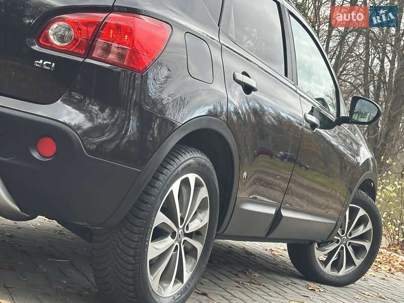 Позашляховик / Кросовер Nissan Qashqai 2009 в Дрогобичі