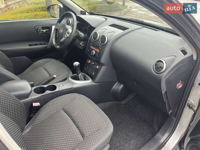 Позашляховик / Кросовер Nissan Qashqai 2008 в Сарнах