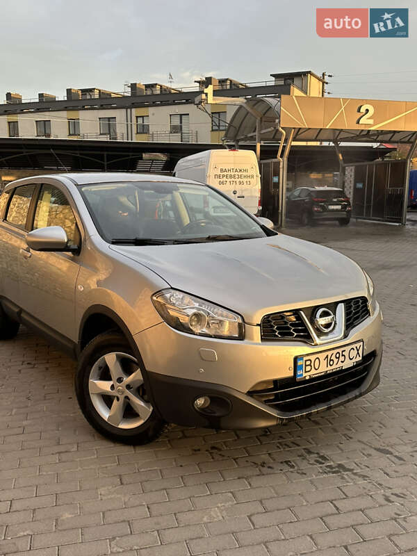 Внедорожник / Кроссовер Nissan Qashqai 2011 в Тернополе фото 4 Внедорожник / Кроссовер Nissan Qashqai 2011 в Тернополе