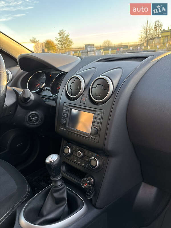 Внедорожник / Кроссовер Nissan Qashqai 2011 в Первомайске