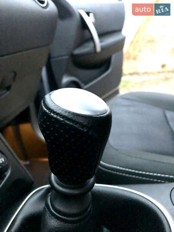 Внедорожник / Кроссовер Nissan Qashqai 2011 в Коростене фото 78 Внедорожник / Кроссовер Nissan Qashqai 2011 в Коростене