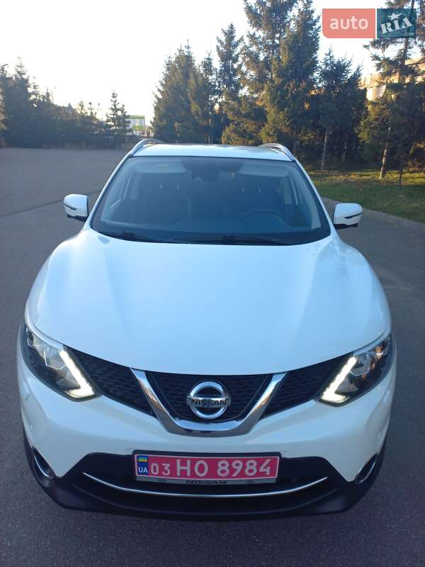 Позашляховик / Кросовер Nissan Qashqai 2015 в Тернополі фото 7 Позашляховик / Кросовер Nissan Qashqai 2015 в Тернополі