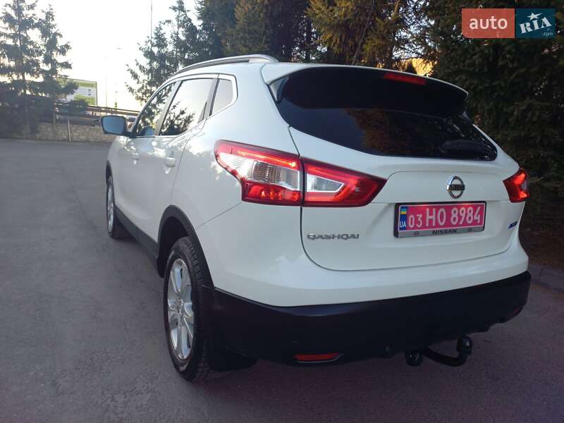 Позашляховик / Кросовер Nissan Qashqai 2015 в Тернополі фото 22 Позашляховик / Кросовер Nissan Qashqai 2015 в Тернополі
