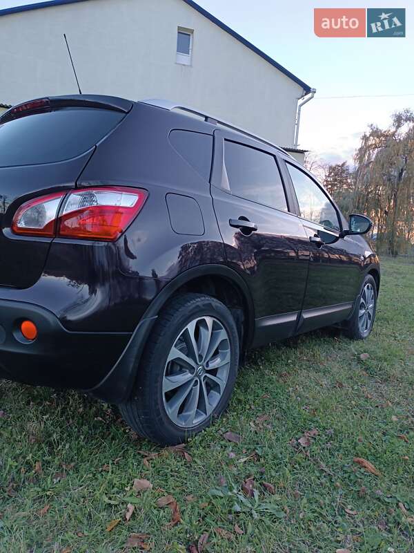 Позашляховик / Кросовер Nissan Qashqai 2010 в Вінниці
