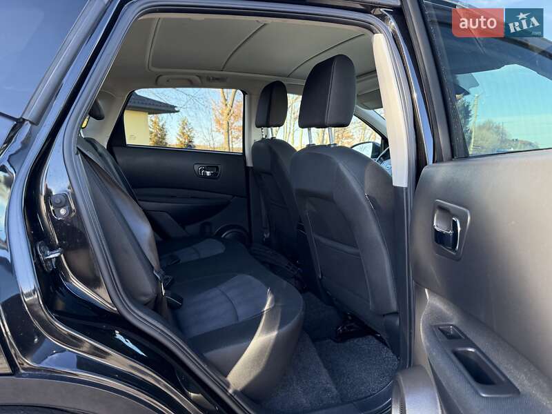 Позашляховик / Кросовер Nissan Qashqai 2011 в Коломиї