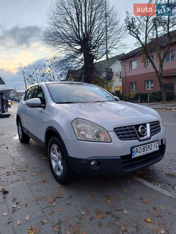 Внедорожник / Кроссовер Nissan Qashqai 2007 в Ужгороде фото 4 Внедорожник / Кроссовер Nissan Qashqai 2007 в Ужгороде