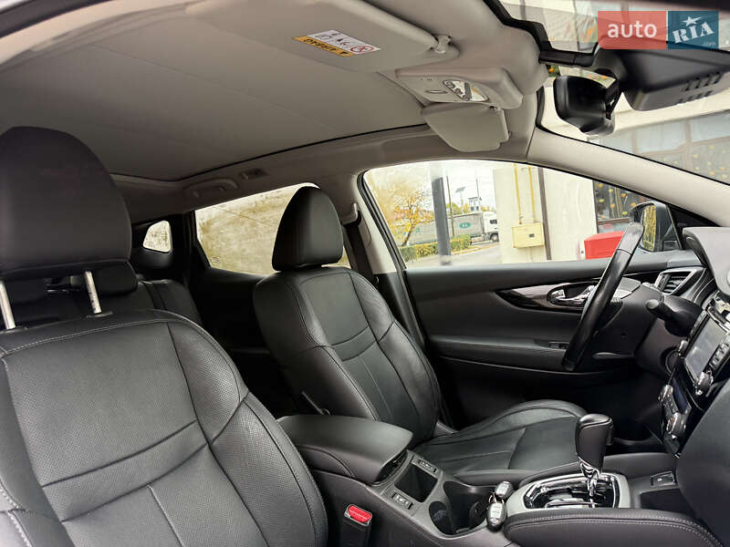 Внедорожник / Кроссовер Nissan Qashqai 2015 в Кременце