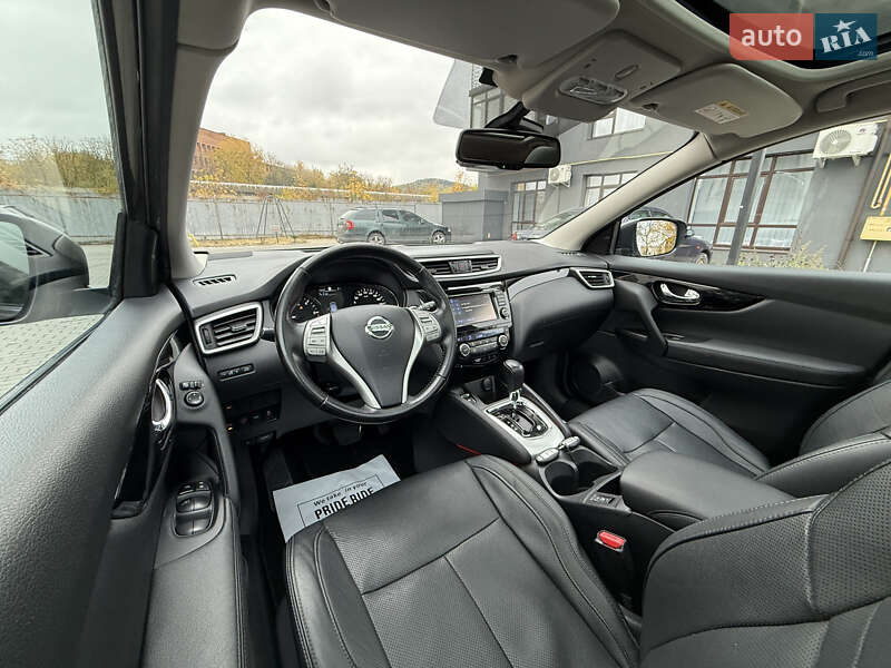 Внедорожник / Кроссовер Nissan Qashqai 2015 в Кременце