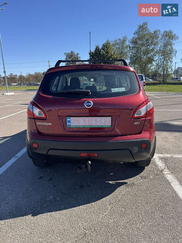 Внедорожник / Кроссовер Nissan Qashqai 2011 в Житомире