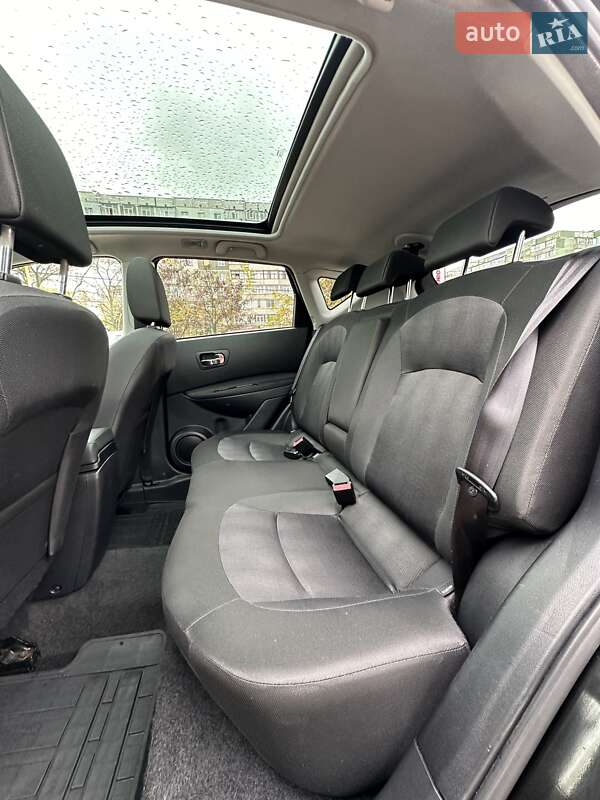 Внедорожник / Кроссовер Nissan Qashqai 2011 в Сумах