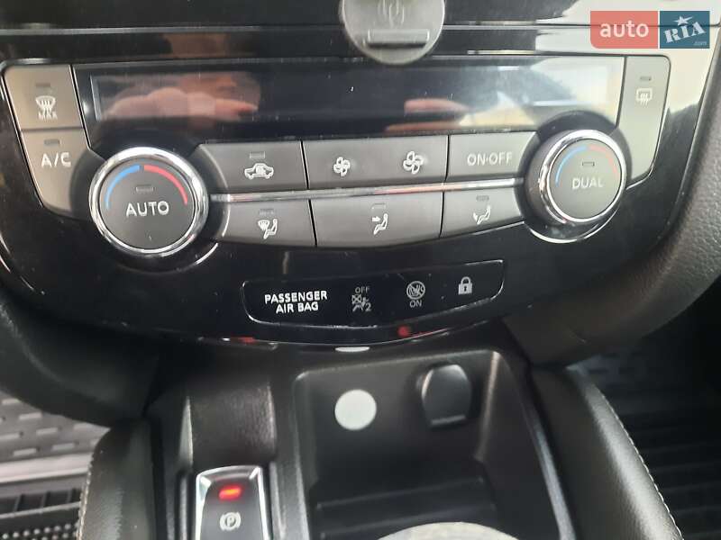 Внедорожник / Кроссовер Nissan Qashqai 2014 в Полтаве