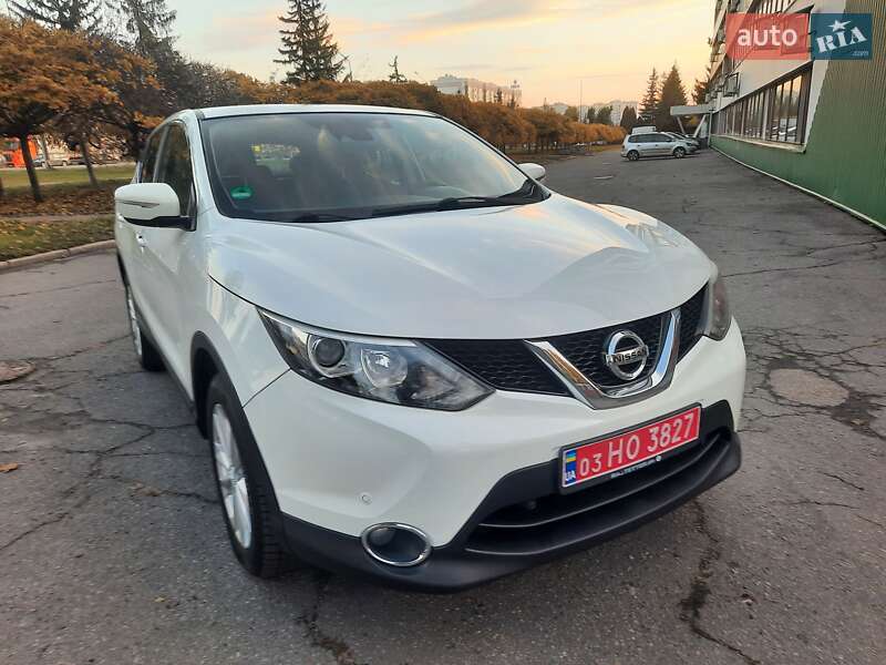 Внедорожник / Кроссовер Nissan Qashqai 2014 в Полтаве