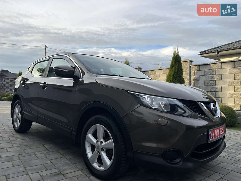 Внедорожник / Кроссовер Nissan Qashqai 2014 в Ровно