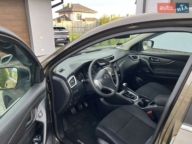 Внедорожник / Кроссовер Nissan Qashqai 2014 в Ровно