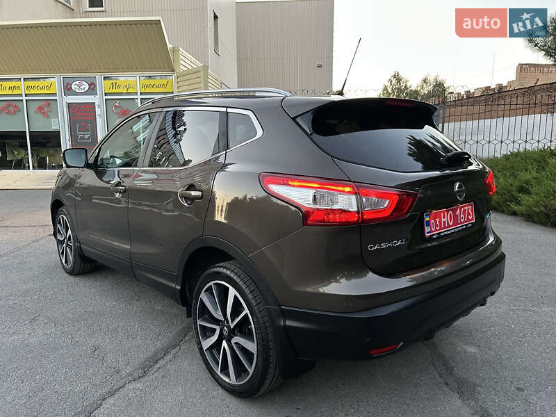 Позашляховик / Кросовер Nissan Qashqai 2015 в Полтаві фото 14 Позашляховик / Кросовер Nissan Qashqai 2015 в Полтаві