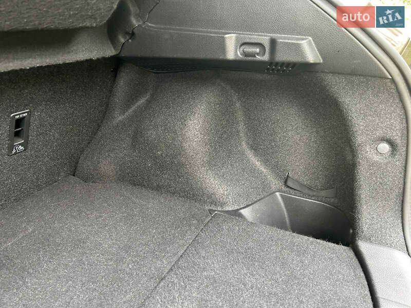 Позашляховик / Кросовер Nissan Qashqai 2015 в Полтаві фото 27 Позашляховик / Кросовер Nissan Qashqai 2015 в Полтаві