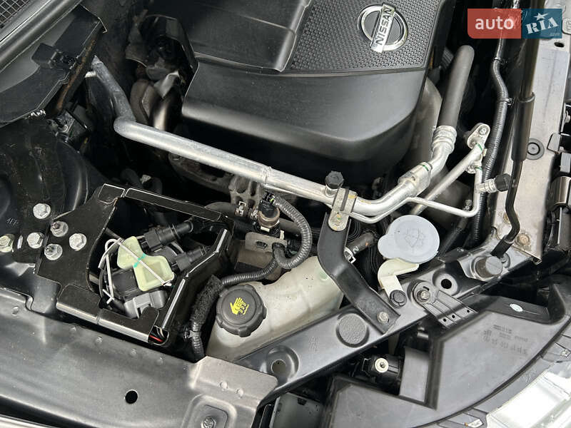 Позашляховик / Кросовер Nissan Qashqai 2015 в Полтаві фото 41 Позашляховик / Кросовер Nissan Qashqai 2015 в Полтаві