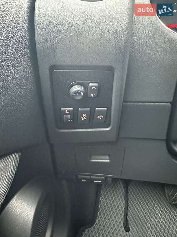 Внедорожник / Кроссовер Nissan Qashqai 2012 в Киеве