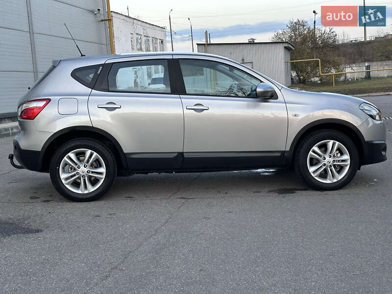 Внедорожник / Кроссовер Nissan Qashqai 2011 в Полтаве