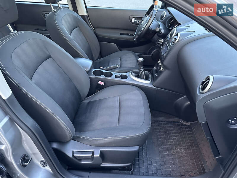 Внедорожник / Кроссовер Nissan Qashqai 2011 в Полтаве