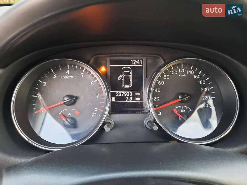 Внедорожник / Кроссовер Nissan Qashqai 2011 в Полтаве фото 14 Внедорожник / Кроссовер Nissan Qashqai 2011 в Полтаве